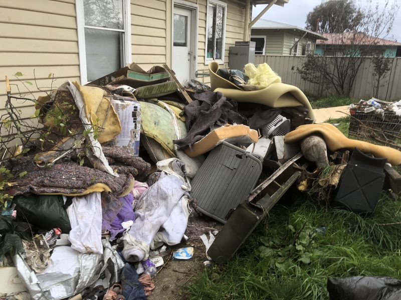 Rubbish M & B Cleaning & Removals Ballarat and Central Western Victoria